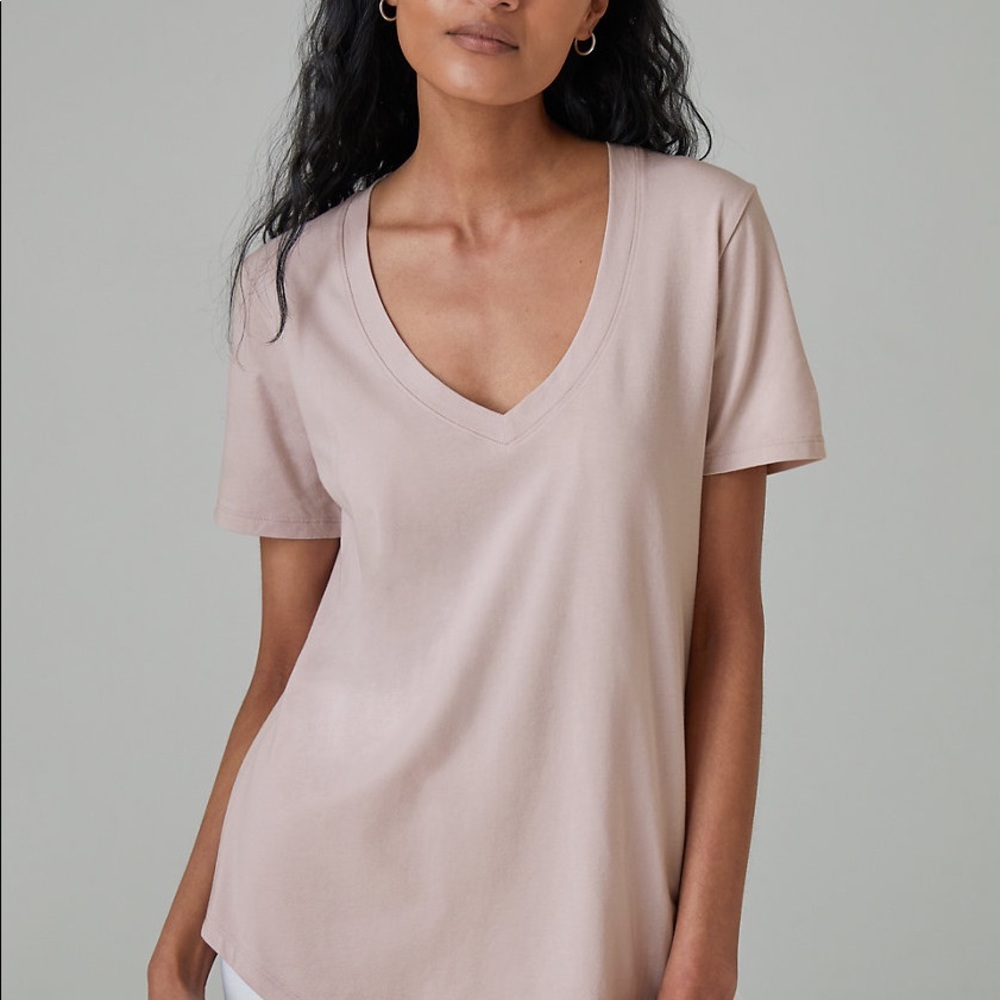 The Group Babaton V neck t-shirt from Aritzia